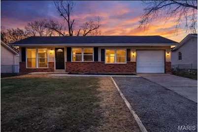 35 Jamestown Drive, Saint Peters, MO 63376 - Photo 1