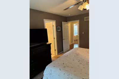 4925 Lowndes Drive, Mehlville, MO 63129 - Photo 15