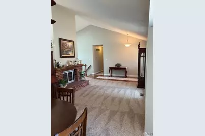 4925 Lowndes Drive, Mehlville, MO 63129 - Photo 5