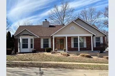 4925 Lowndes Drive, Mehlville, MO 63129 - Photo 1