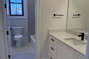 19 W Point Ln, Saint Louis, MO 63131 - Photo 27