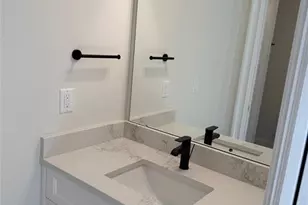 19 W Point Ln, Saint Louis, MO 63131 - Photo 31