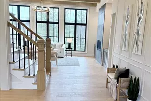 19 W Point Ln, Saint Louis, MO 63131 - Photo 3