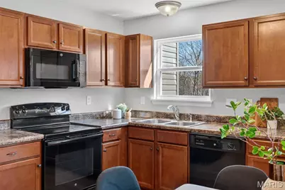 132 Weatherby Landing Drive, O'Fallon, MO 63366 - Photo 9