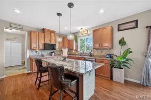 27 Carlton Lake Ct, Wentzville, MO 63385 - Photo 9