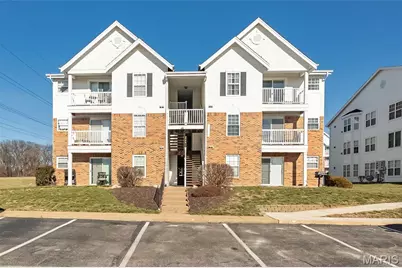 1217 Woodland Point Drive #E, Saint Louis, MO 63146 - Photo 1