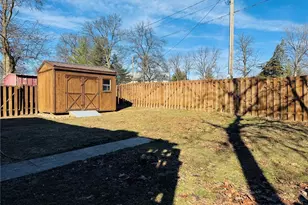 2 Oak Ridge Pond Rd, Hannibal, MO 63401 - Photo 35