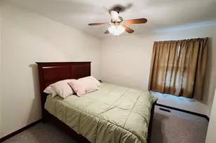 2 Oak Ridge Pond Rd, Hannibal, MO 63401 - Photo 27