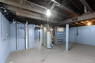 1914 Overland Dr, Saint Louis, MO 63114 - Photo 21