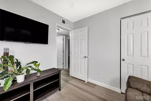 24 Roland Ave, O'Fallon, MO 63366 - Photo 21