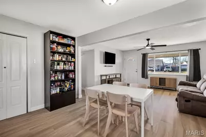 24 Roland Avenue, O'Fallon, MO 63366 - Photo 13