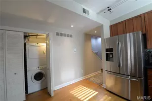 404 S Hanley Rd, Clayton, MO 63105 - Photo 19