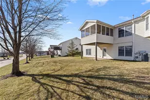 2136 Farnsworth Dr, O'Fallon, MO 63368 - Photo 29