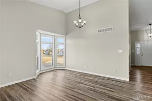 7101 Curtis Dr, Dardenne Prairie, MO 63368 - Photo 5