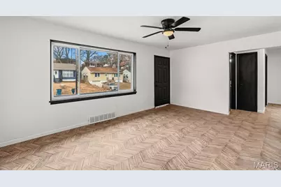5544 Sapphire Avenue, Saint Louis, MO 63136 - Photo 5