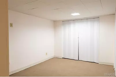 8570 North Avenue, Saint John, MO 63114 - Photo 41