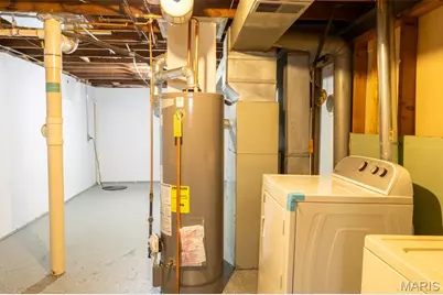 8570 North Avenue, Saint John, MO 63114 - Photo 45