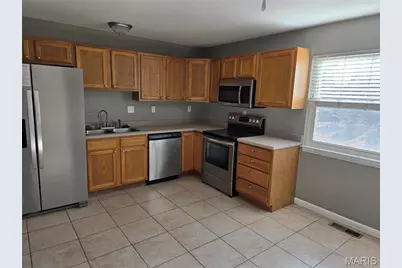 1652 Oliveto Lane, Hazelwood, MO 63042 - Photo 7