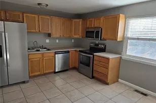 1652 Oliveto Ln, Hazelwood, MO 63042 - Photo 7