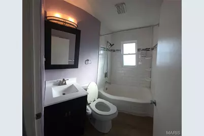 8600 Engler Avenue, Saint Louis, MO 63114 - Photo 15