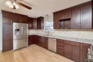 48 Picardy Dr, Lake Saint Louis, MO 63367 - Photo 9