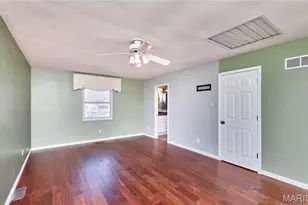 48 Picardy Dr, Lake Saint Louis, MO 63367 - Photo 17