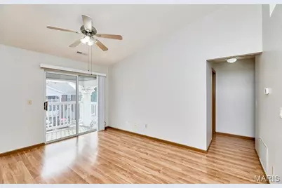 1960 Marine Terrace Drive #K, Maryland Heights, MO 63146 - Photo 5