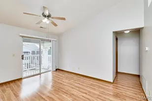 1960 Marine Terrace Dr, Maryland Heights, MO 63146 - Photo 5