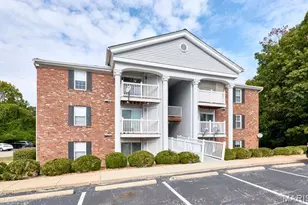 1960 Marine Terrace Dr, Maryland Heights, MO 63146 - Photo 1