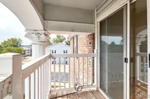 1960 Marine Terrace Dr, Maryland Heights, MO 63146 - Photo 17