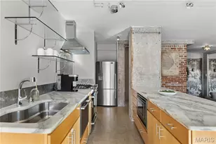 4466 W Pine Blvd, Saint Louis, MO 63108 - Photo 9