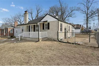 222 Henquin Drive, Saint Louis, MO 63135 - Photo 3