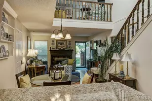 1940 Meadowtree Ln, Kirkwood, MO 63122 - Photo 5