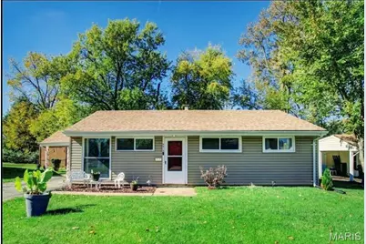 5519 Holborn Drive, Saint Louis, MO 63121 - Photo 1