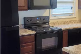 5519 Holborn Dr, Saint Louis, MO 63121 - Photo 5