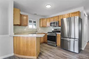 3633 Poepping St, Saint Louis, MO 63125 - Photo 7