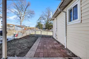 3633 Poepping St, Saint Louis, MO 63125 - Photo 27