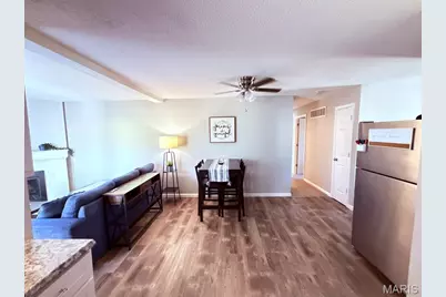 1864 Redcoat Drive, Maryland Heights, MO 63043 - Photo 9