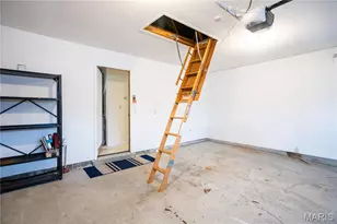 5640 Duchesne Parque Dr, Saint Louis, MO 63128 - Photo 27