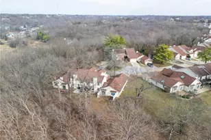 5640 Duchesne Parque Dr, Saint Louis, MO 63128 - Photo 33