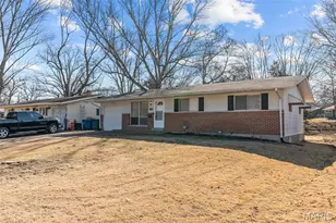 1688 Maldon Ln, Saint Louis, MO 63136 - Photo 3