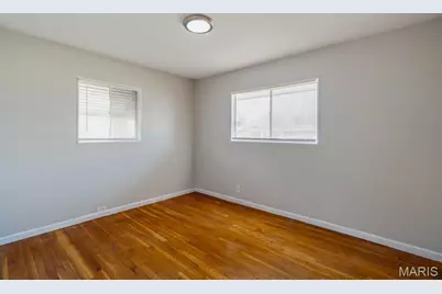 1688 Maldon Lane, Saint Louis, MO 63136 - Photo 23