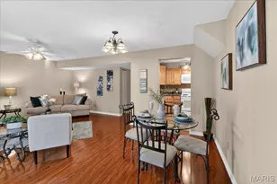 9185 Wrenwood Ln, Brentwood, MO 63144 - Photo 5