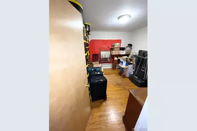 1601 Lakemoor Drive, Saint Louis, MO 63136 - Photo 9