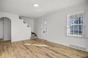 7227 Cranston Dr, Affton, MO 63123 - Photo 7