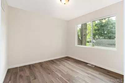 1240 Mullanphy Road, Florissant, MO 63031 - Photo 9