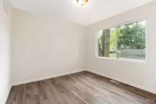 1240 Mullanphy Rd, Florissant, MO 63031 - Photo 9