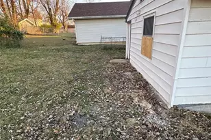 3724 Adie Rd, Saint Ann, MO 63074 - Photo 3