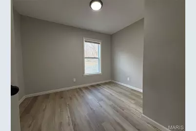 7027 Plateau Avenue, Saint Louis, MO 63117 - Photo 9