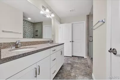 8014 Townes Way, Saint Louis, MO 63117 - Photo 27